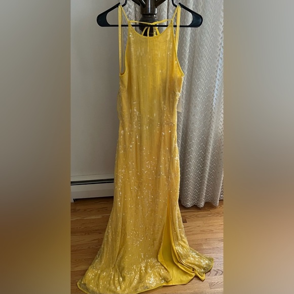 Mac Duggal Prom Long Formal Evening Gown Yellow Sunshine 93718 Size 8 - Picture 7 of 12